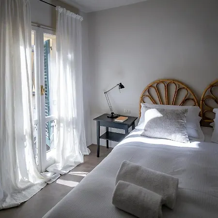 Acacia Cedro-kumquat Apartment Florence